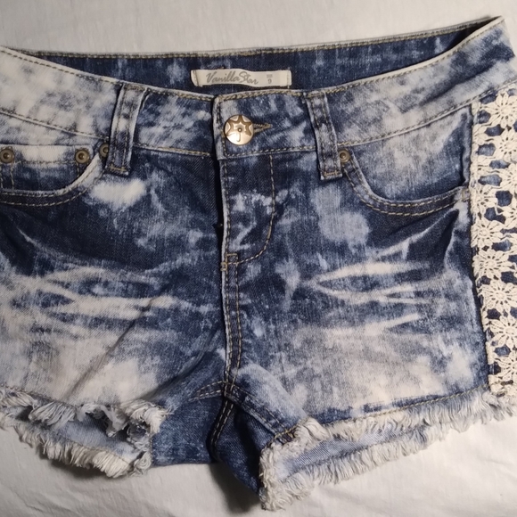 Vanilla Star DenimShorts - Picture 8 of 8